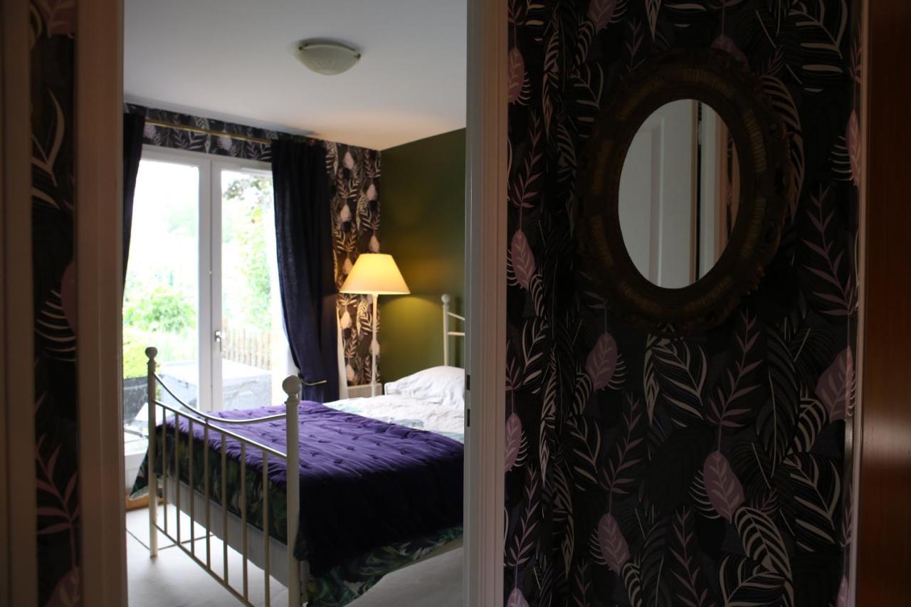 Au Coeur Des Vignes Bed & Breakfast Еперне Екстериор снимка